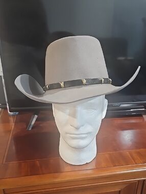 EDDY'S Men’s Grey Western Felt Hat with Decorative Band